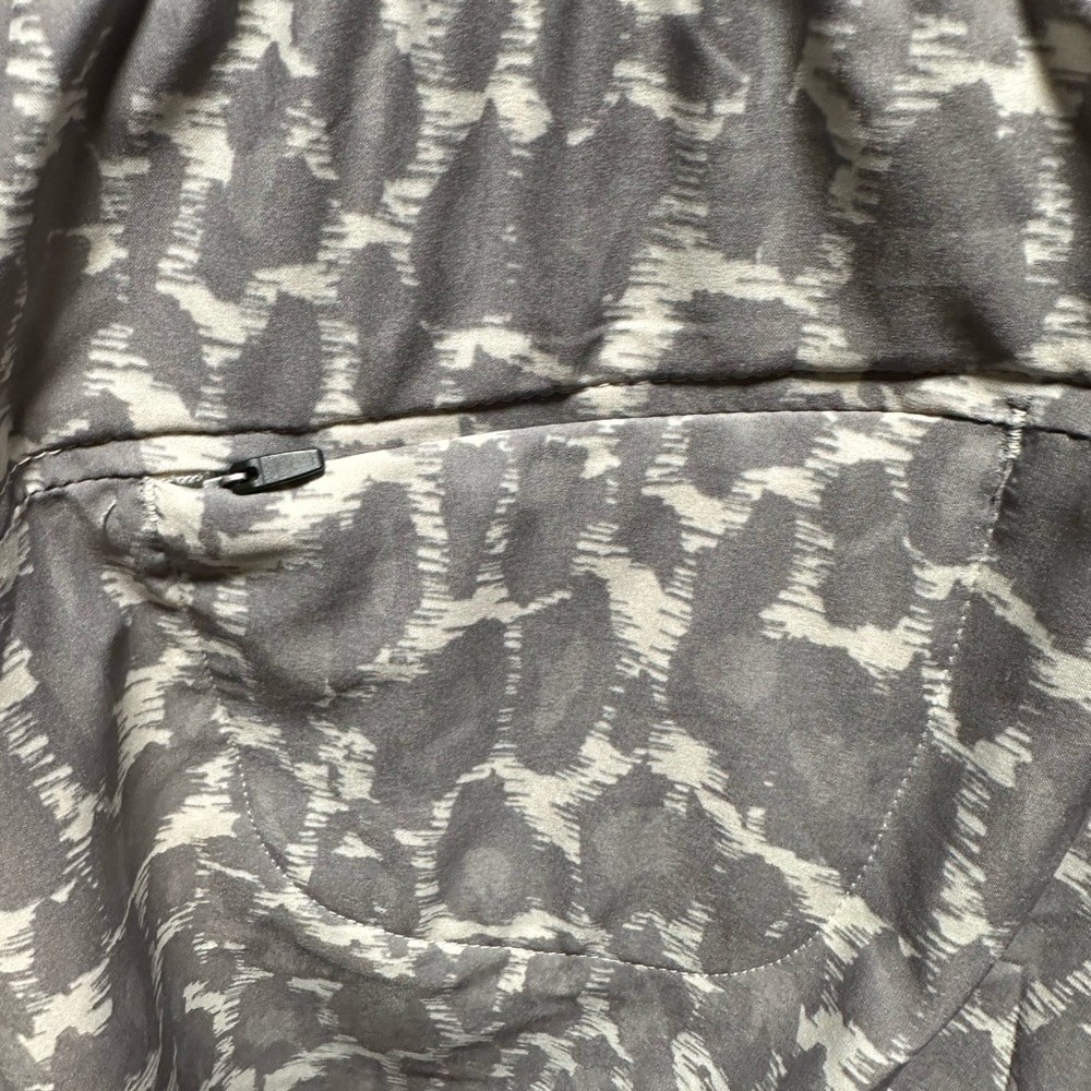NWT Vuori Dash Short Size XL - Picture 5 of 5